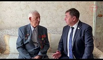 Ветеран Великой Отечественной Войны Георгий Штыков принимал поздравления с Днем Победы